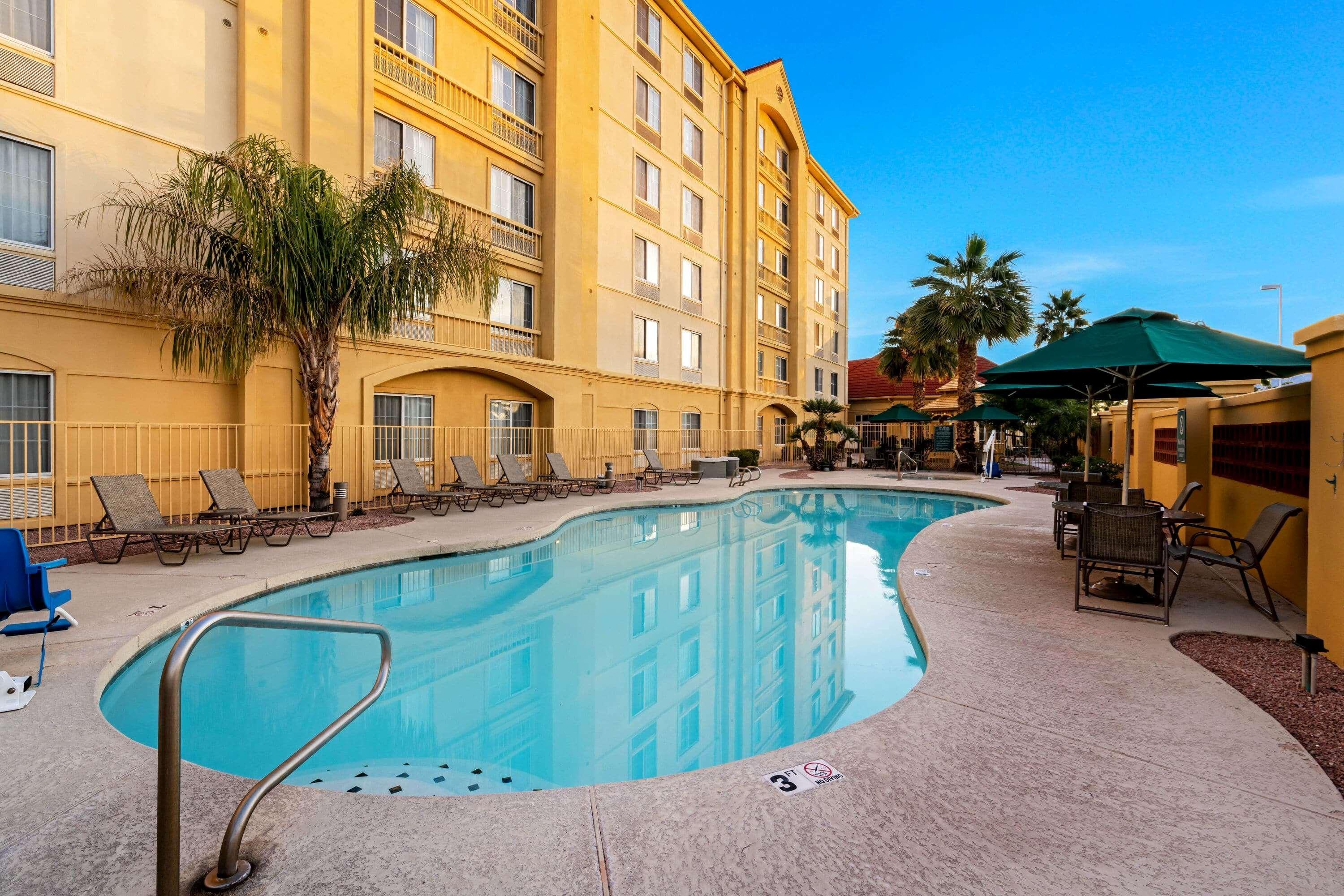 Готель La Quinta By Wyndham Mesa Superstition Springs Екстер'єр фото